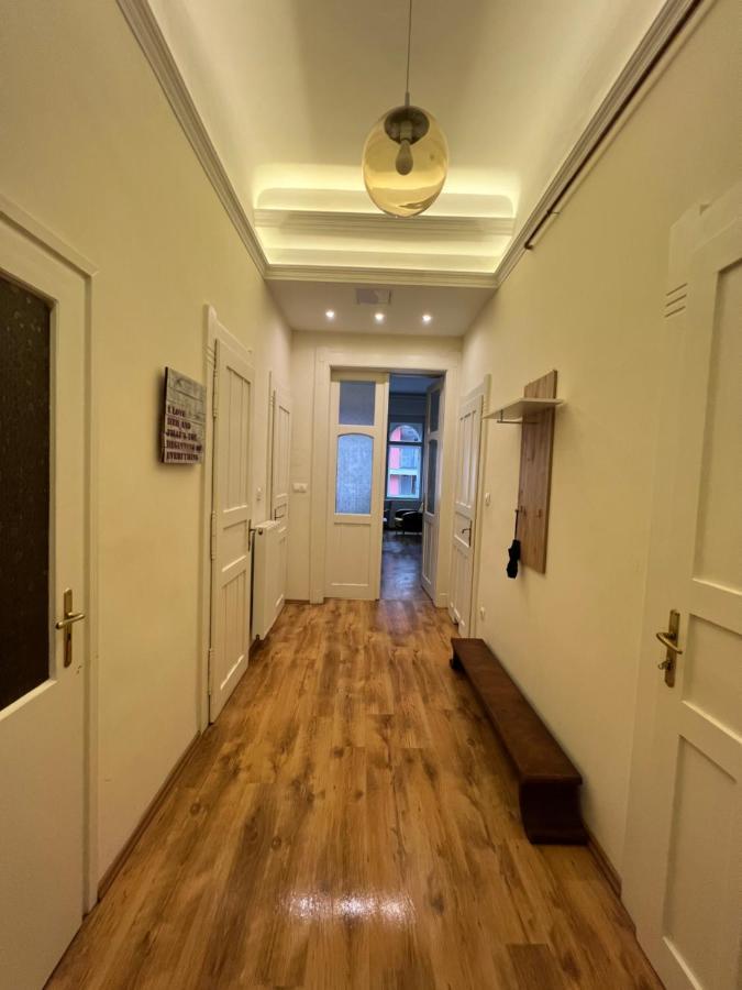 P9 By Small Home Budapest Ngoại thất bức ảnh