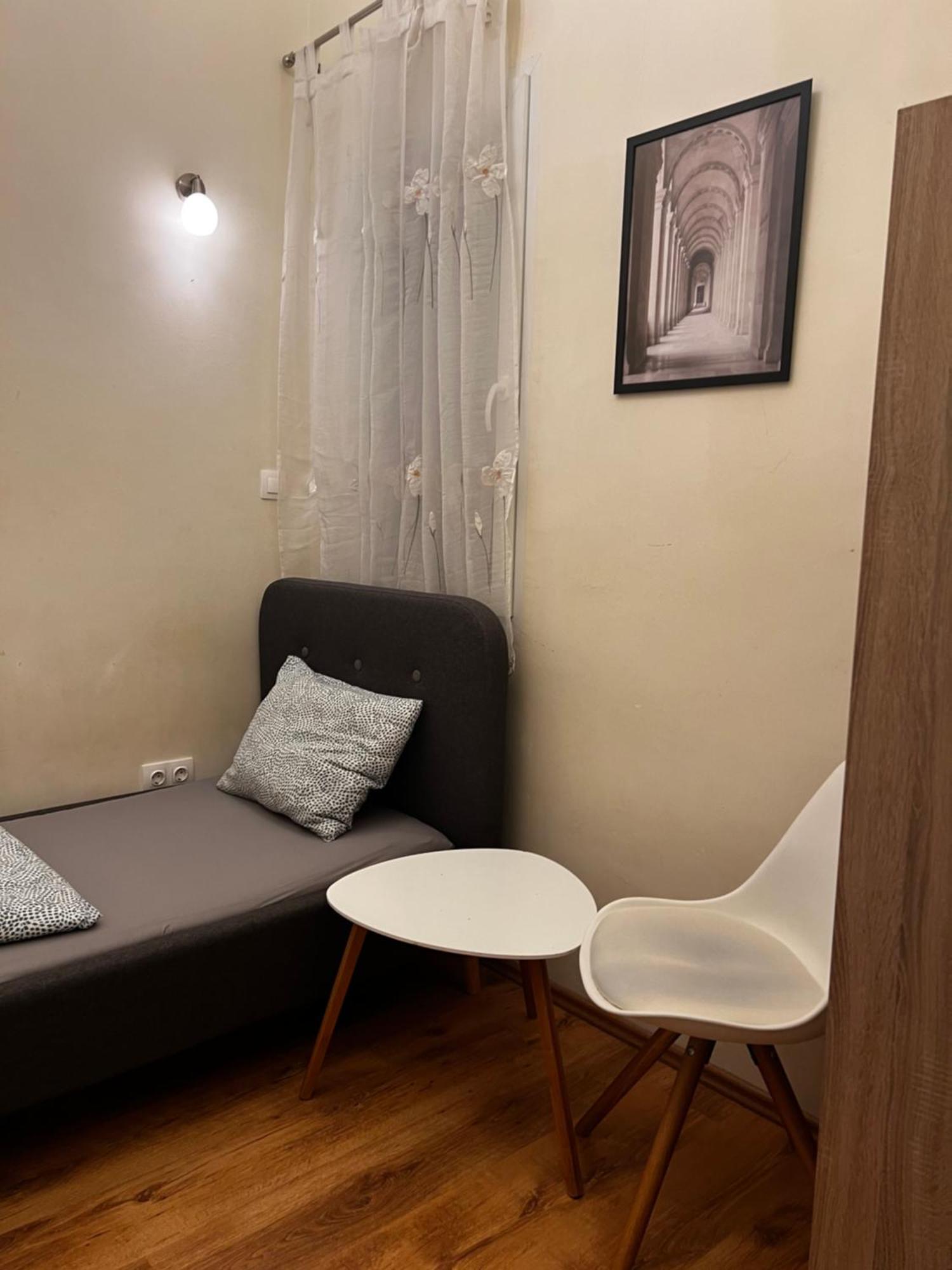 P9 By Small Home Budapest Ngoại thất bức ảnh
